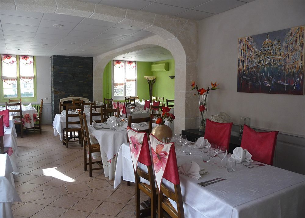 Logis Hotel L'Ayguelade Bielle Luaran gambar