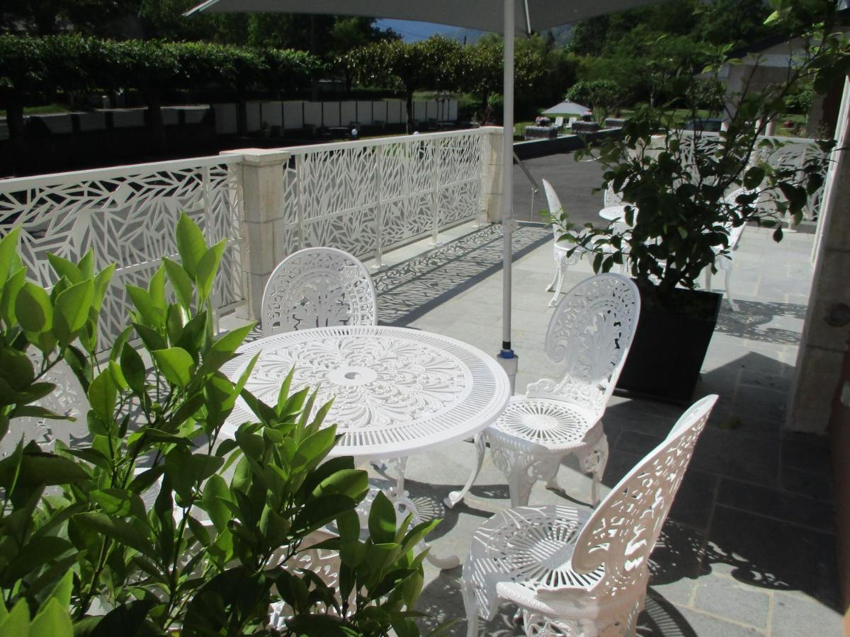 Logis Hotel L'Ayguelade Bielle Luaran gambar